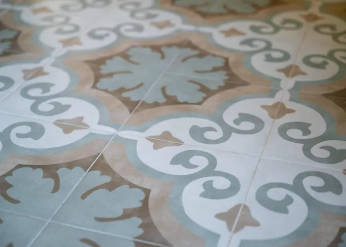 Kiki - Klodge 科斯塔克拉里那