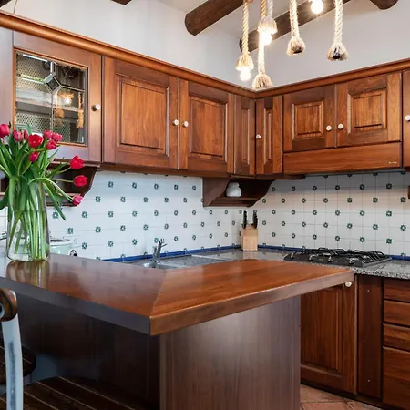 Kiki - Klodge Villa Costa Corallina